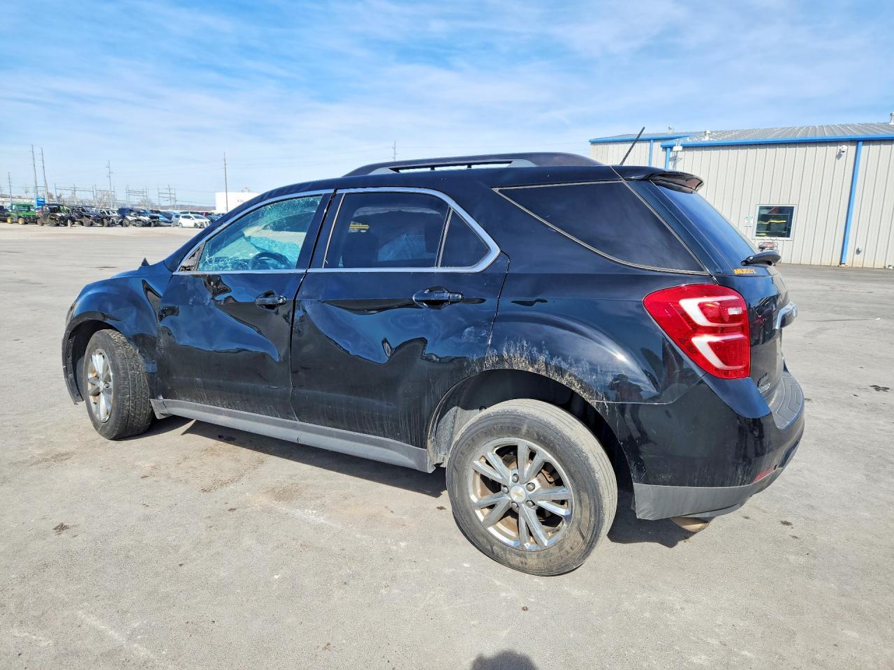 2017 Chevrolet Equinox Lt - Image 2