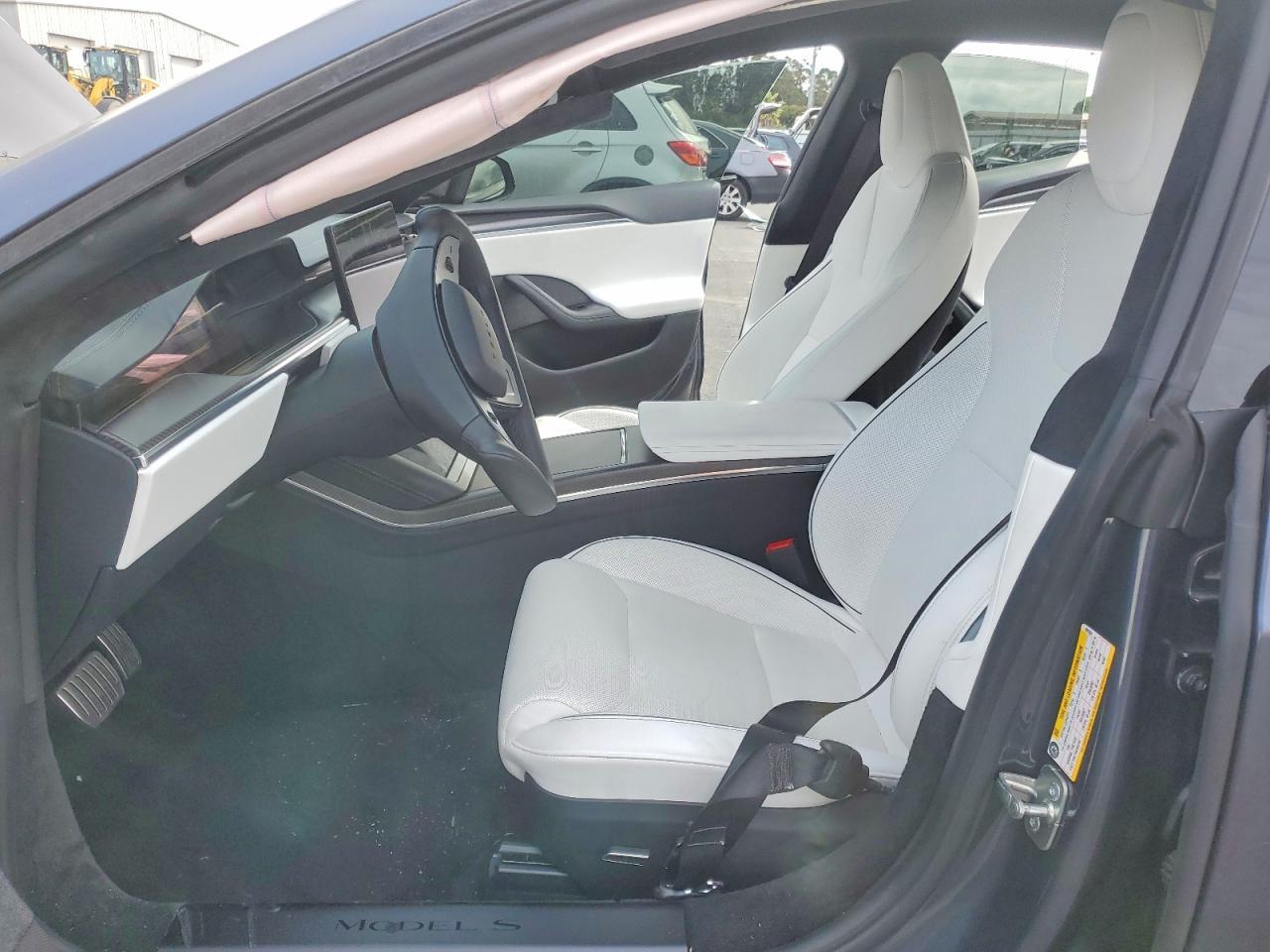 2023 Tesla Model S - Фото 7