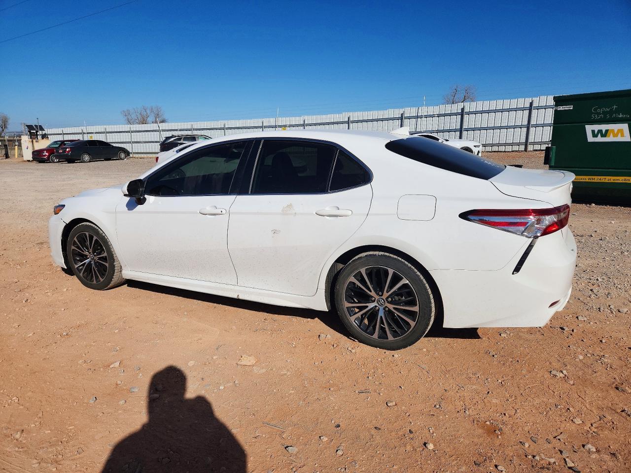 2020 Toyota Camry Se - Image 2