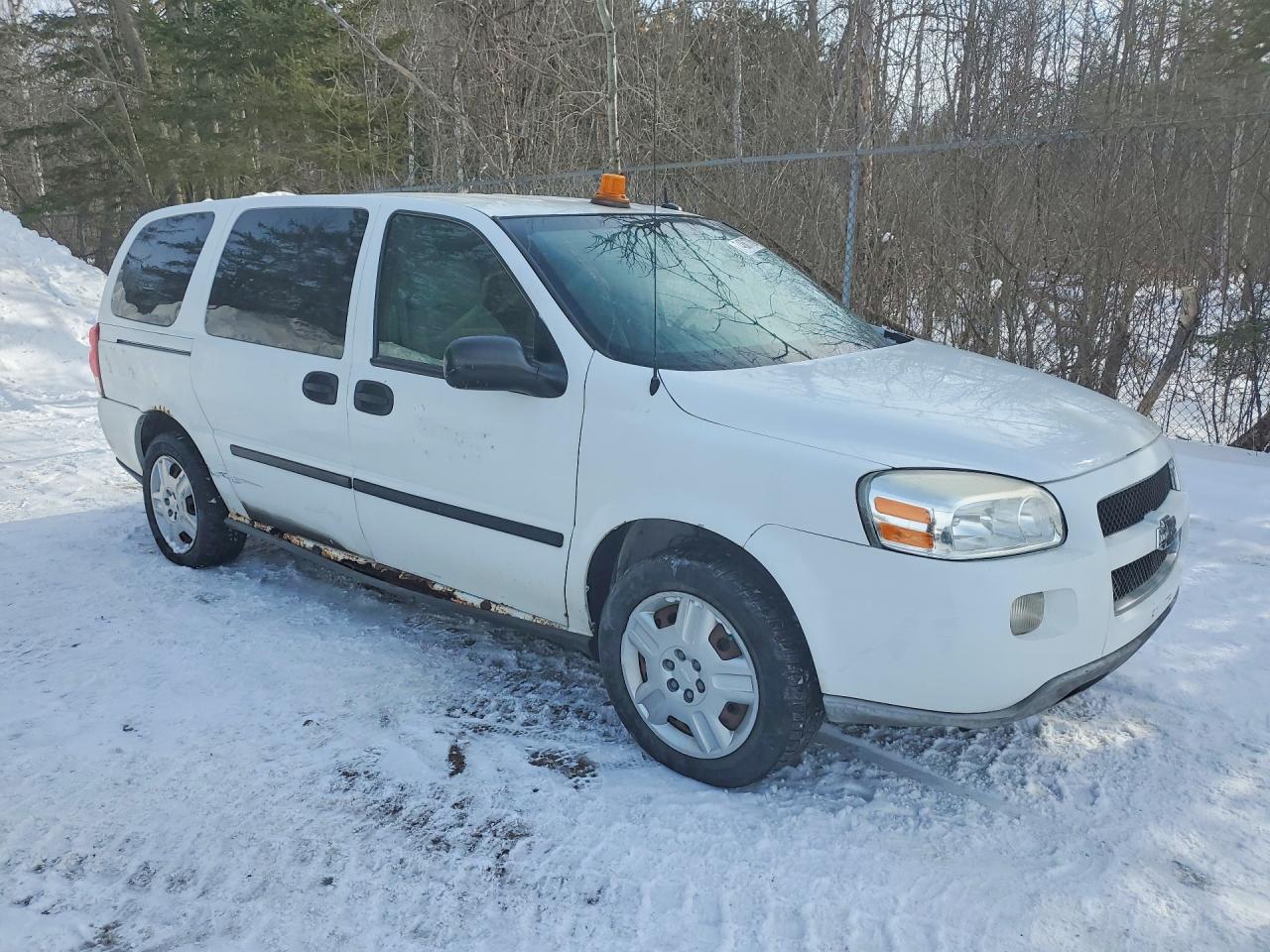 2008 Chevrolet Uplander Ls - Image 4