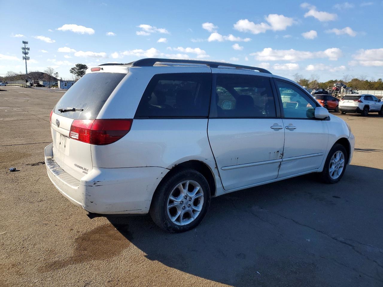 2005 Toyota Sienna - Фото 3