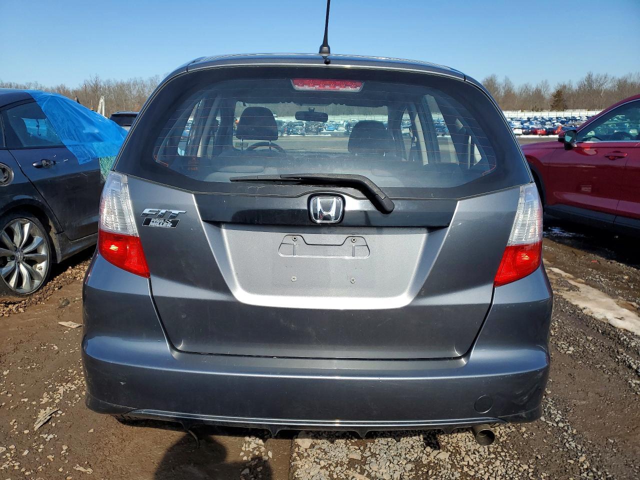 2013 Honda Fit - Image 6