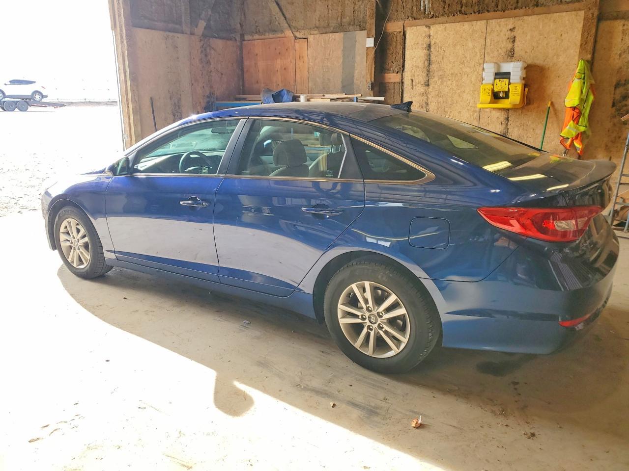 2017 Hyundai Sonata Se - Фото 2