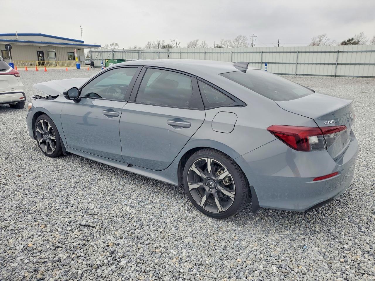 2025 Honda Civic Sport - Фото 2