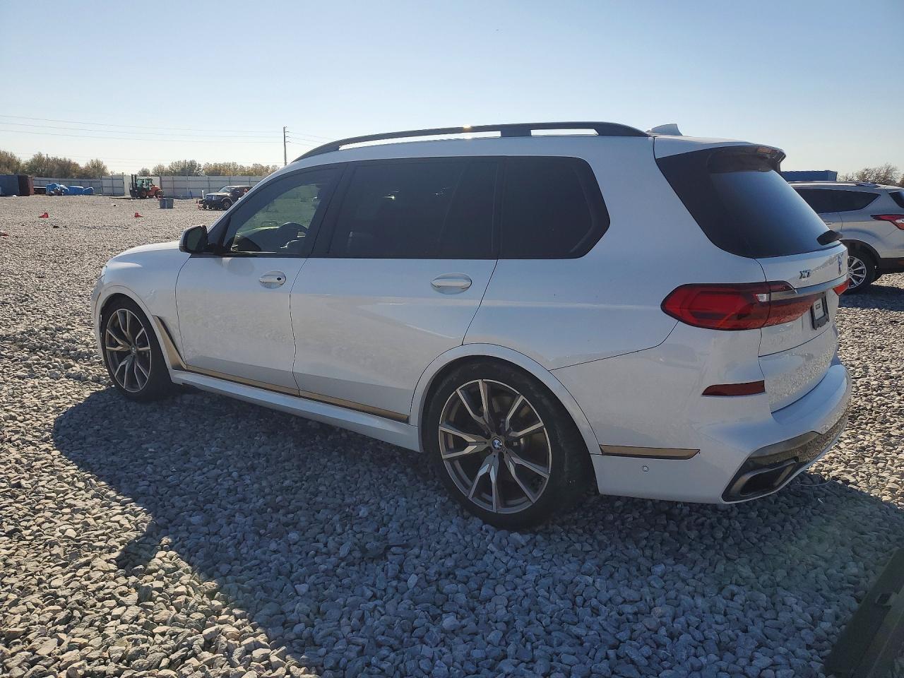 2022 BMW X7 M50I - Image 2