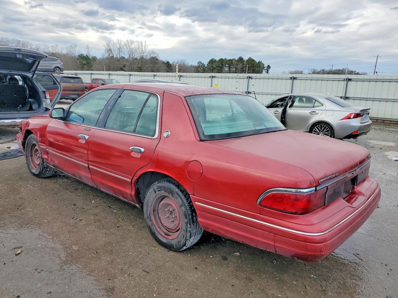 1996 Mercury Grand Marquis Gs - Фото 2