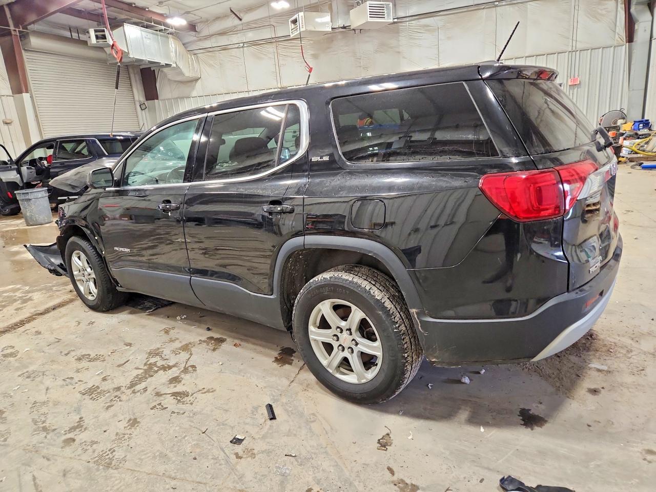 2017 GMC Acadia Sle - Image 2