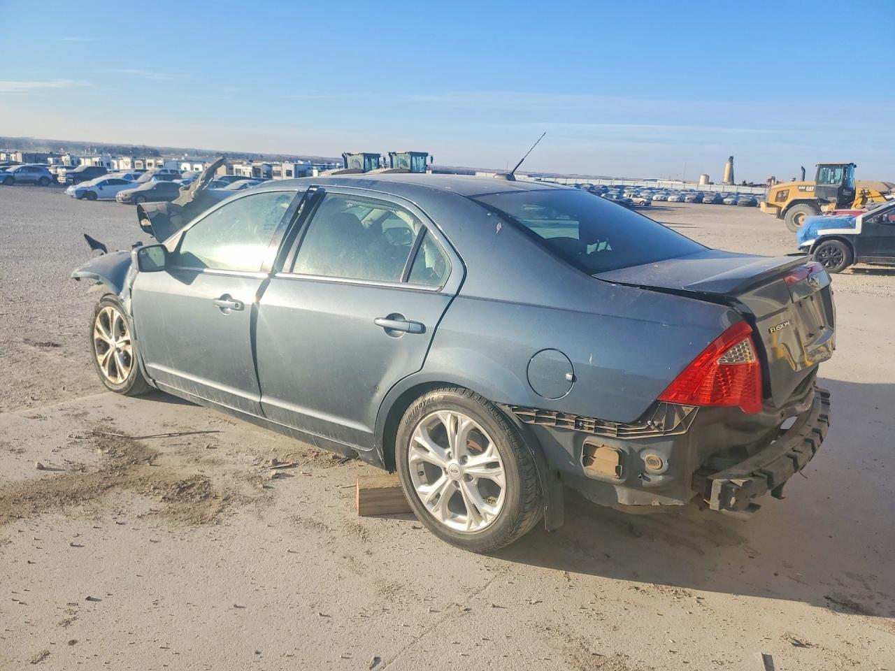 2012 Ford Fusion Se - Image 2