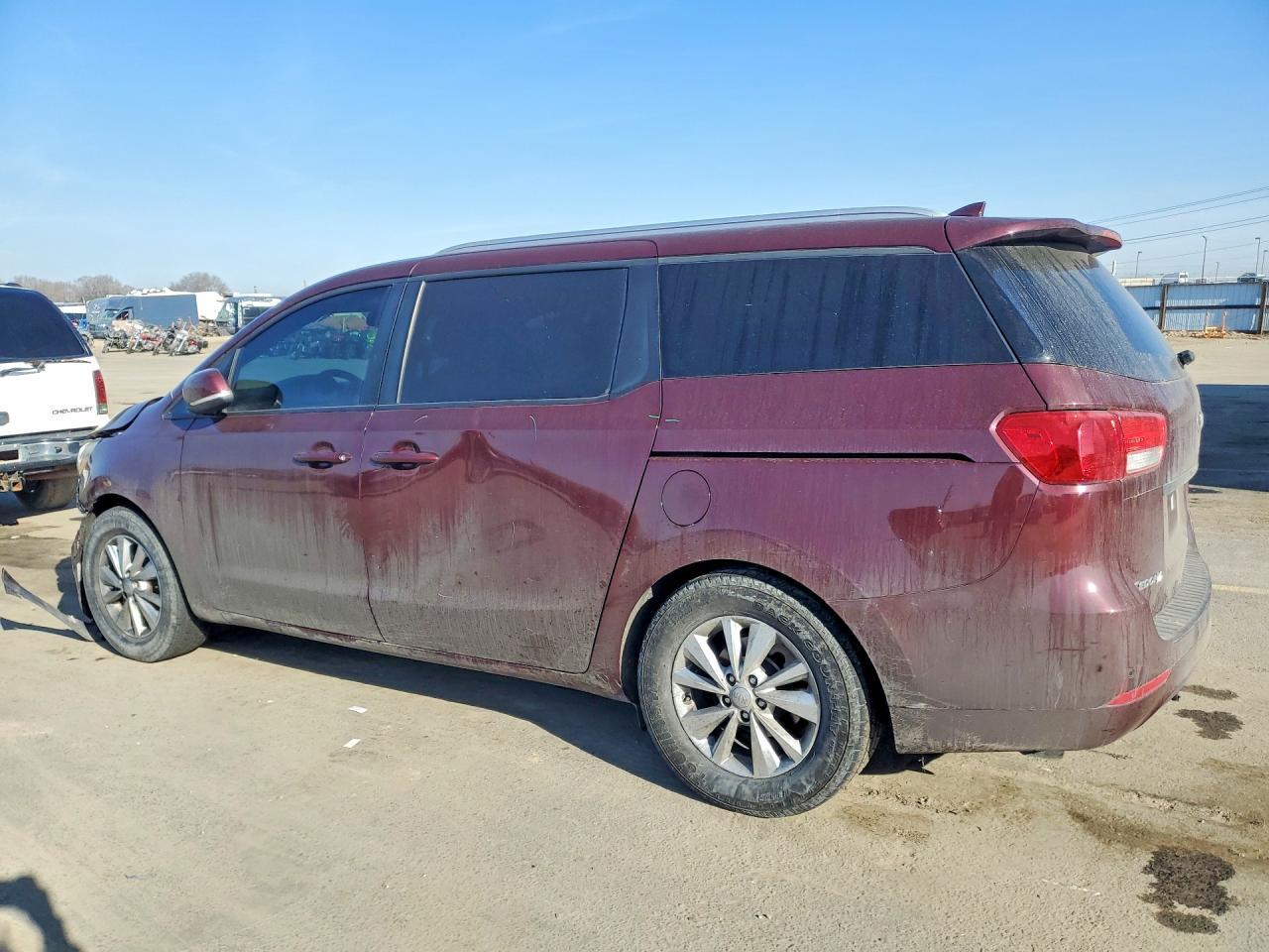 2016 Kia Sedona Lx - Фото 2