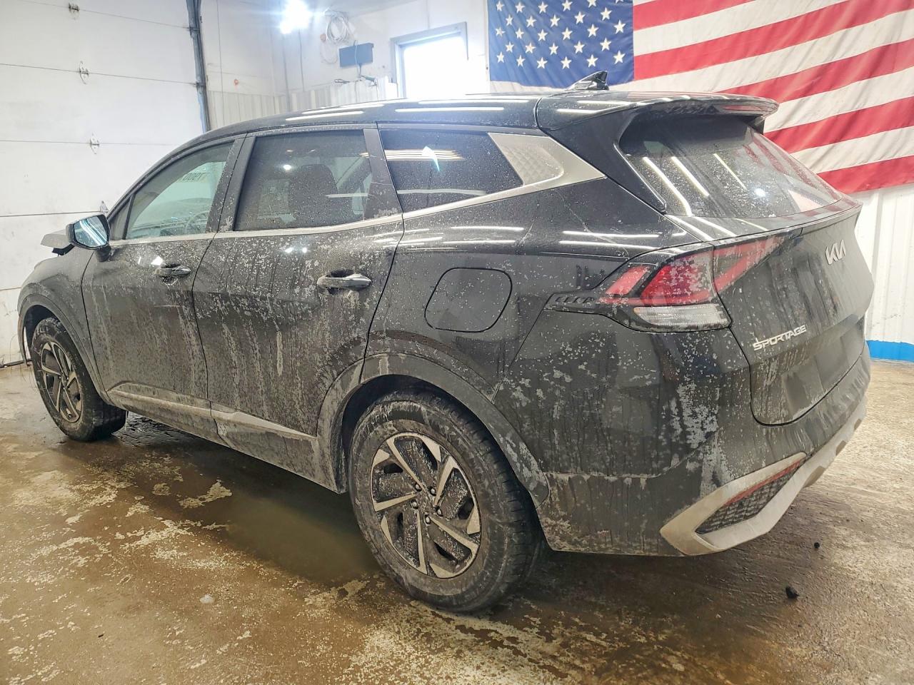 2023 Kia Sportage - Image 2