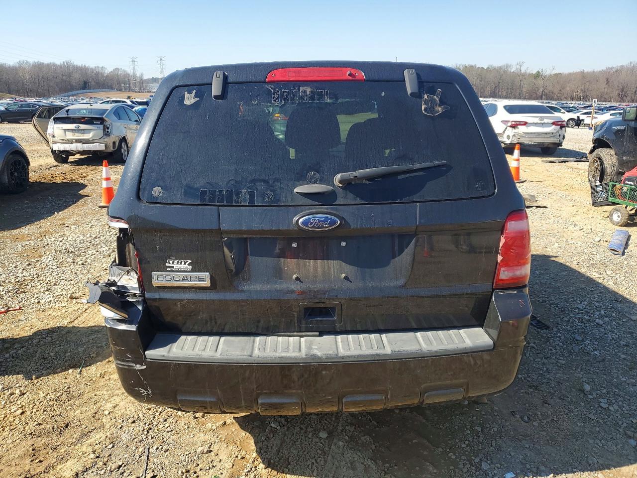 2011 Ford Escape Xls - Фото 6