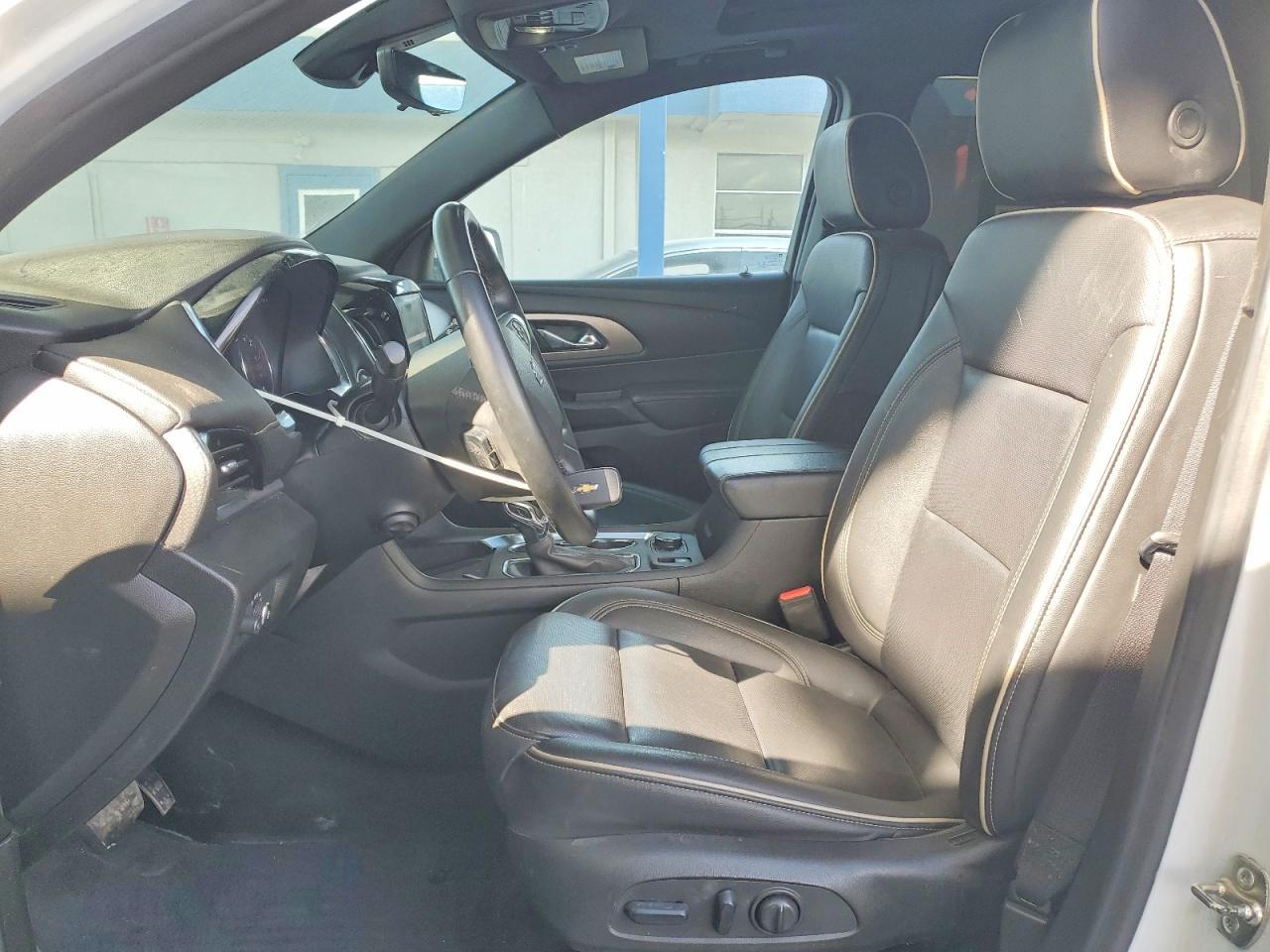 2023 Chevrolet Traverse Premier - Image 7