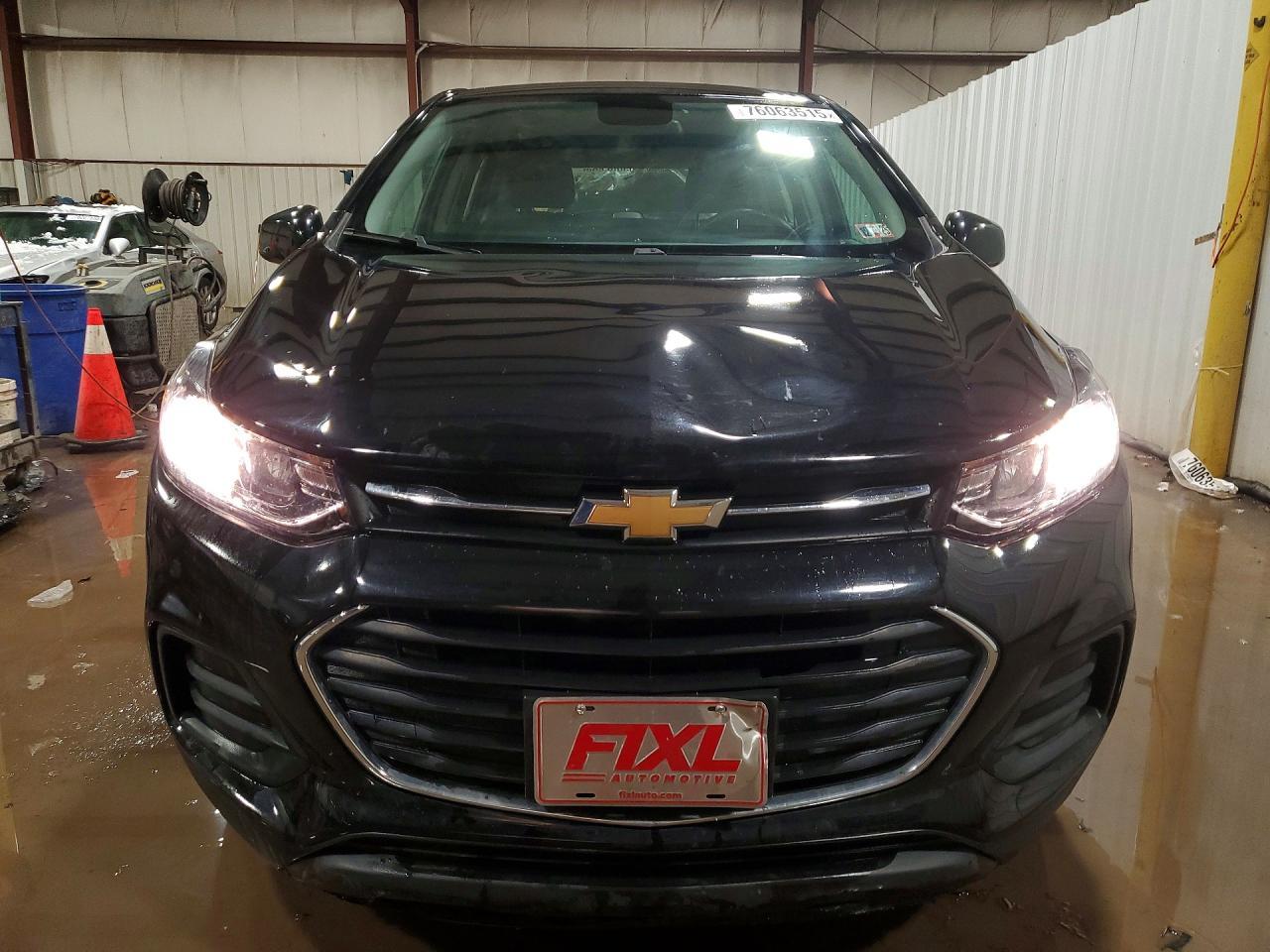 2020 Chevrolet Trax Ls - Image 5