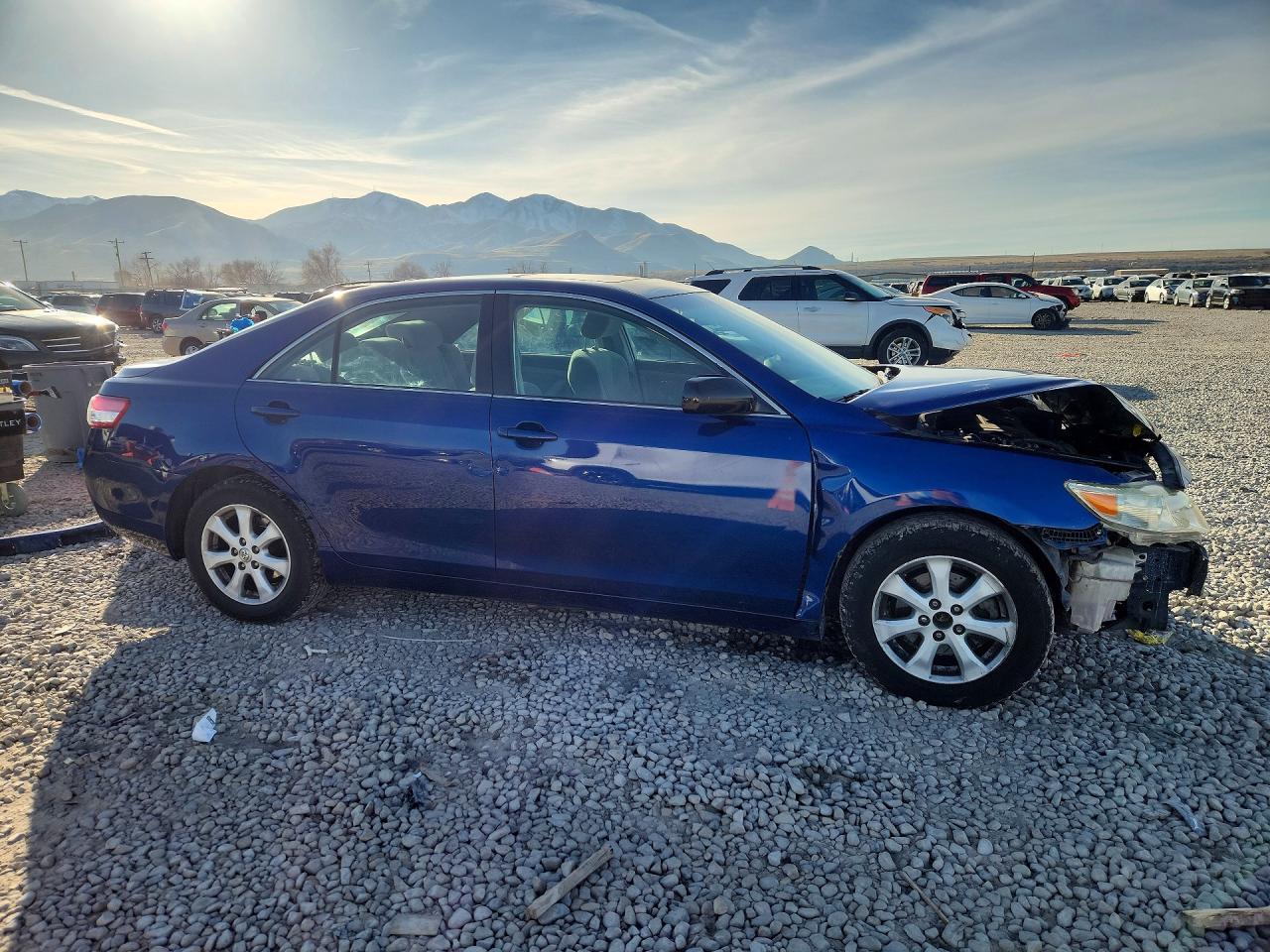 2010 Toyota Camry Le - Фото 4