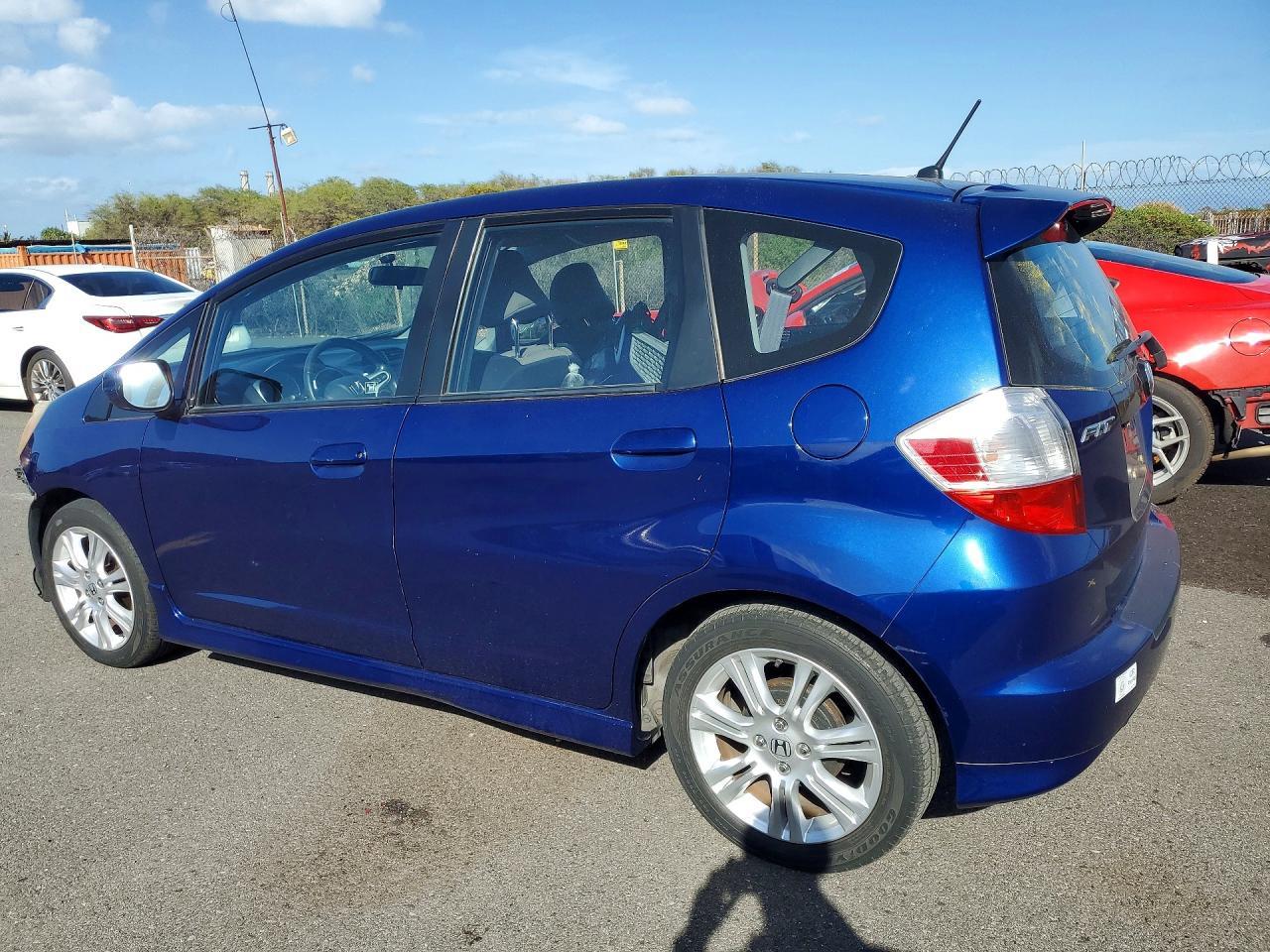 2011 Honda Fit Sport - Фото 2