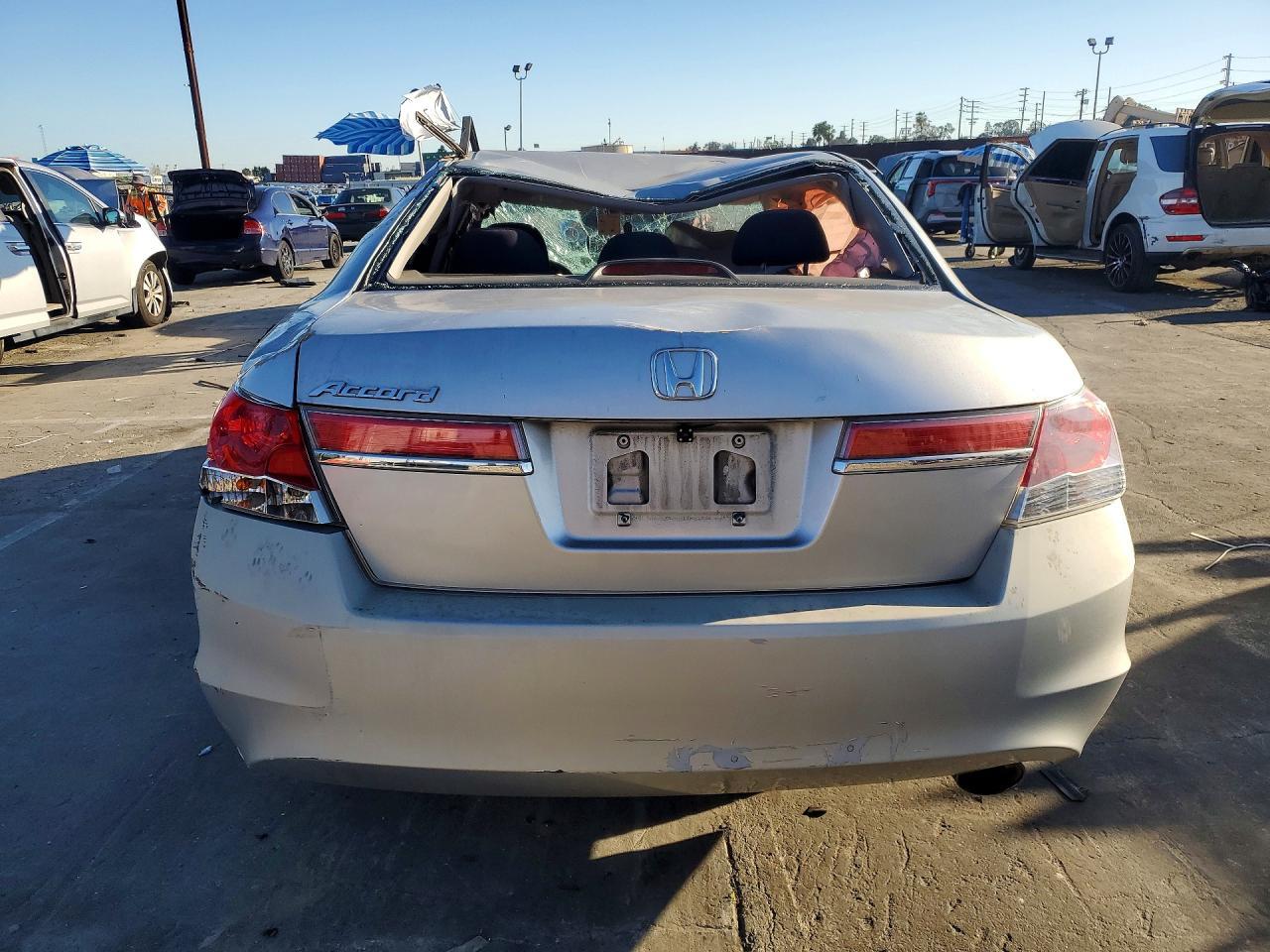 2012 Honda Accord Lx - Фото 6