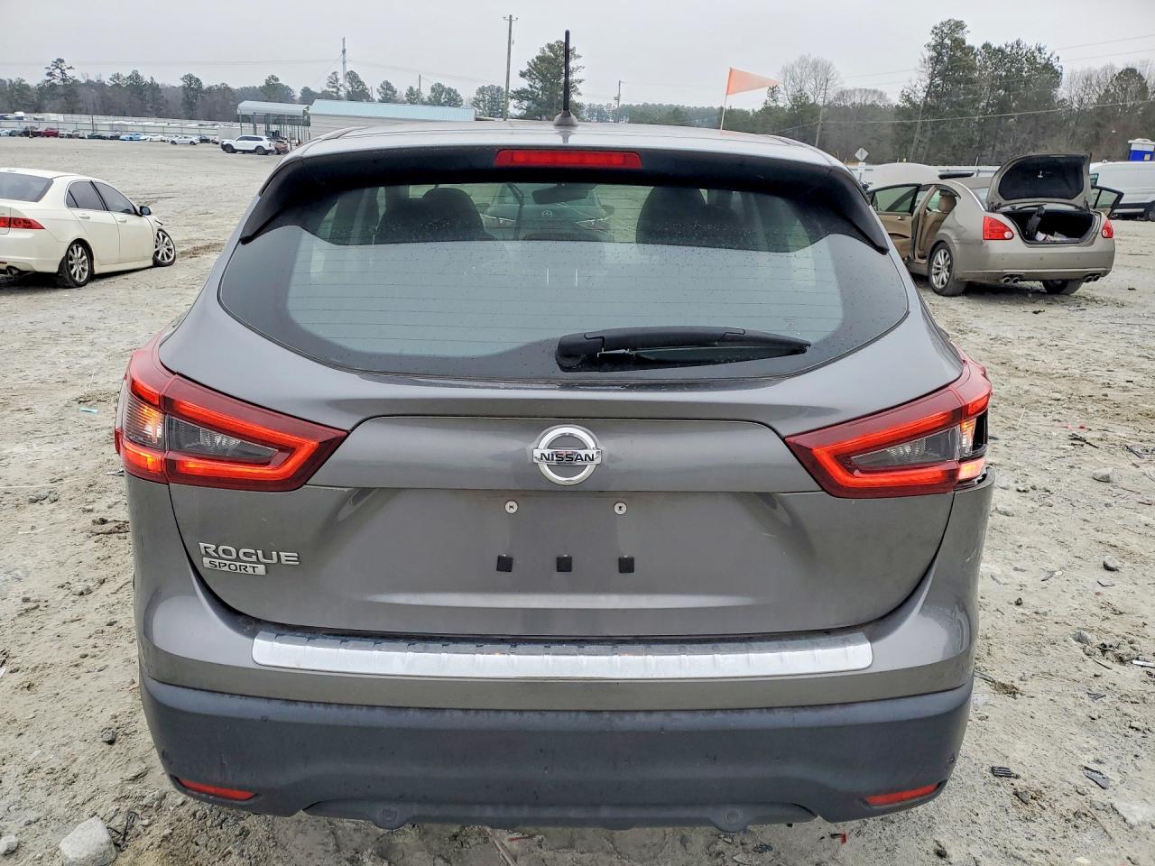 2020 Nissan Rogue Sport S - Image 6