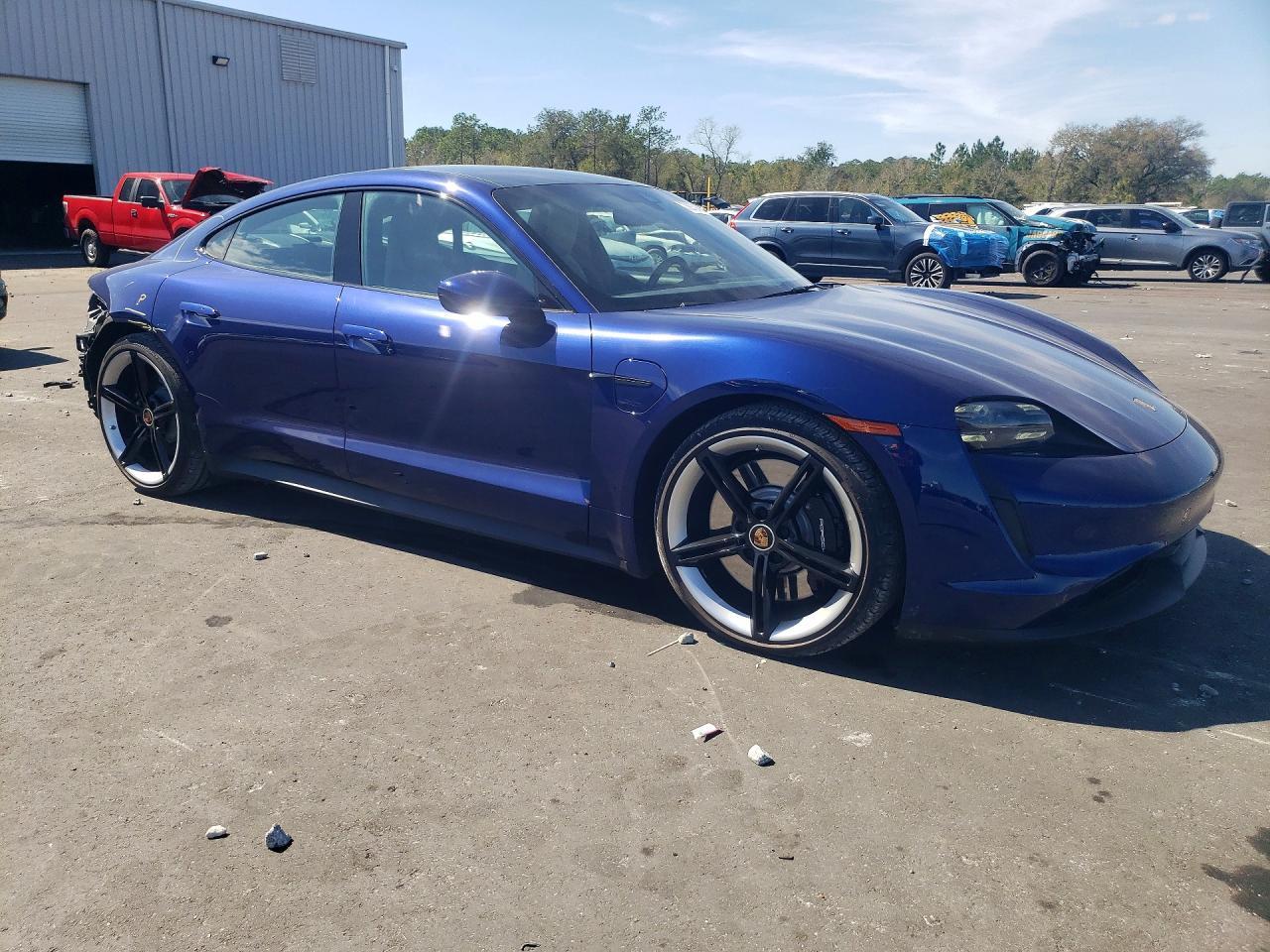 2021 Porsche Taycan 4S - Image 4