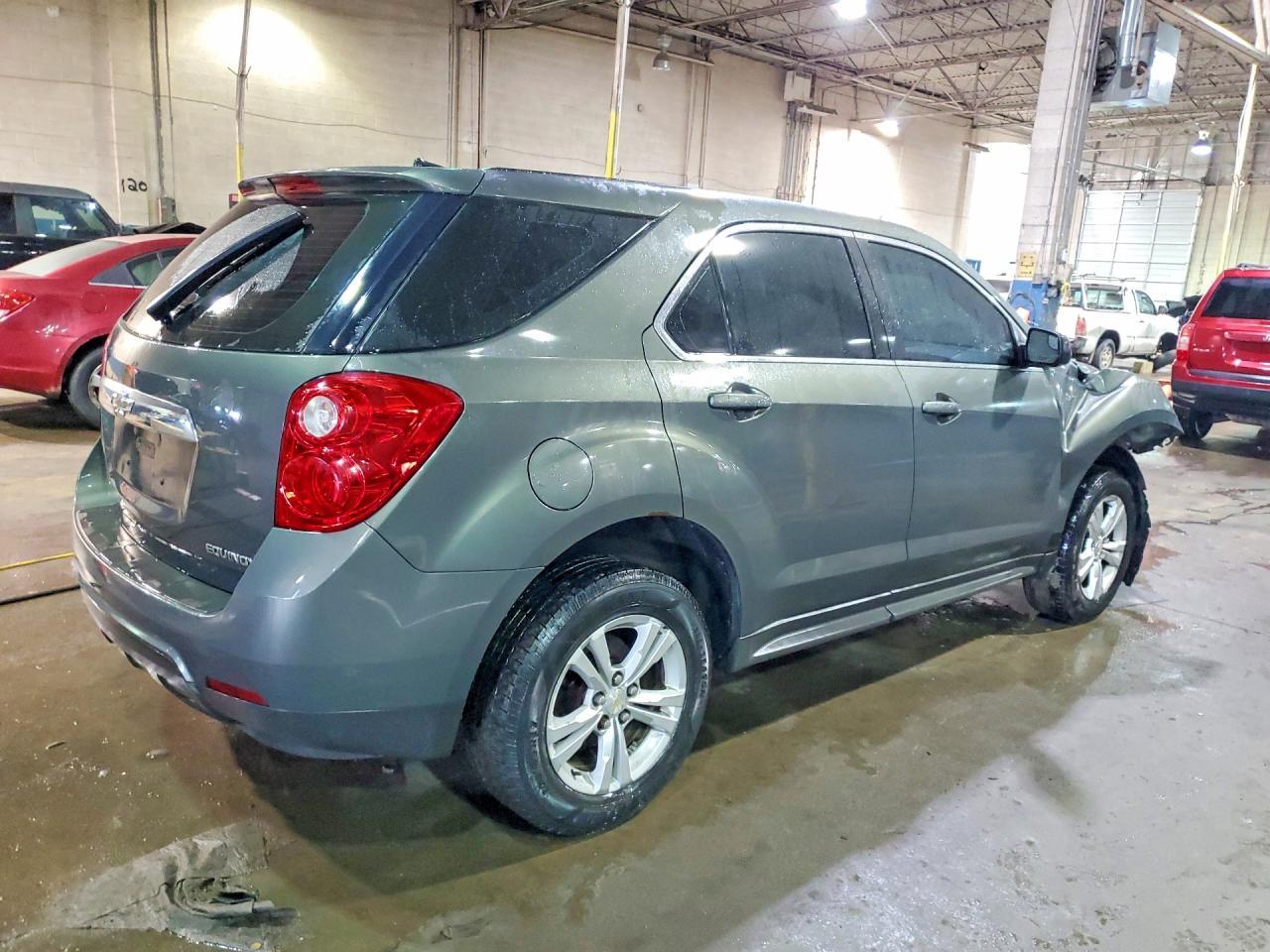 2013 Chevrolet Equinox Ls - Фото 3