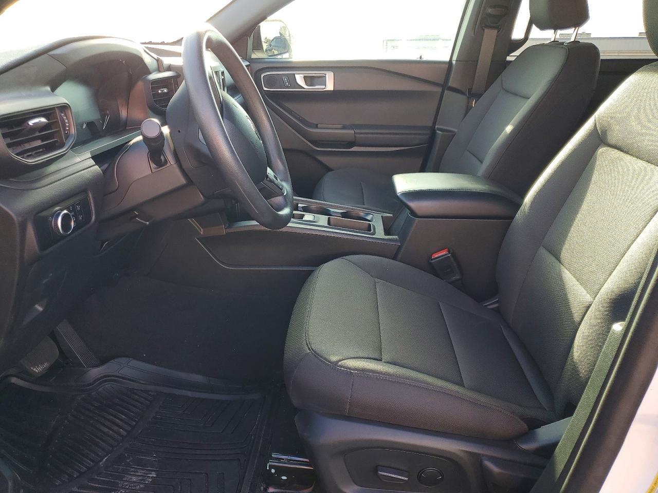 2023 Ford Explorer Police Interceptor - Image 7