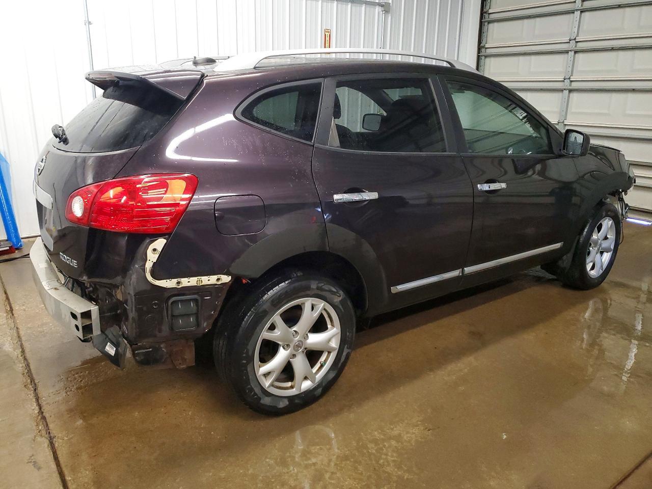 2011 Nissan Rogue S - Фото 3