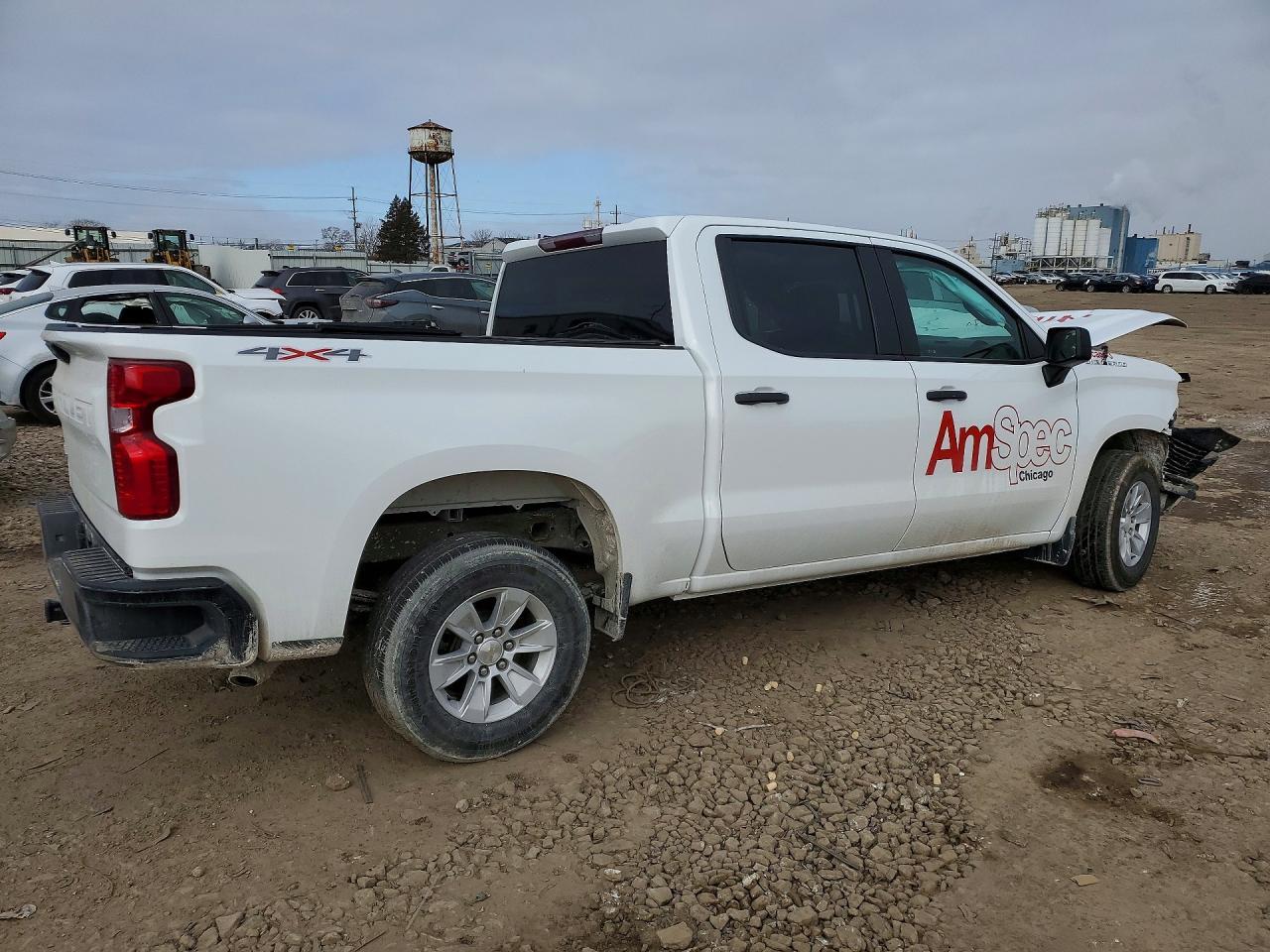 2023 Chevrolet Silverado K1500 - Фото 3