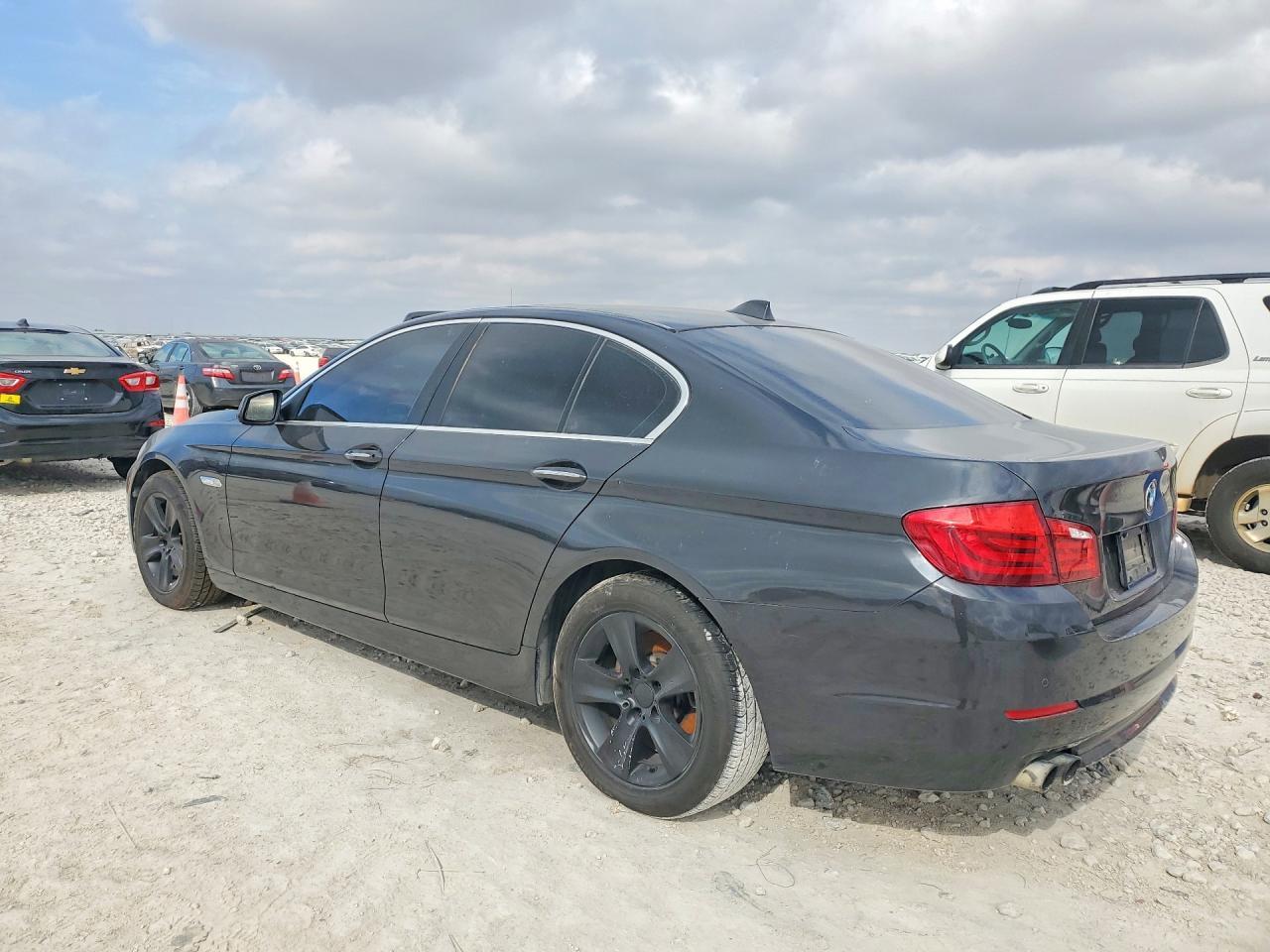 2012 BMW 528 I - Фото 2