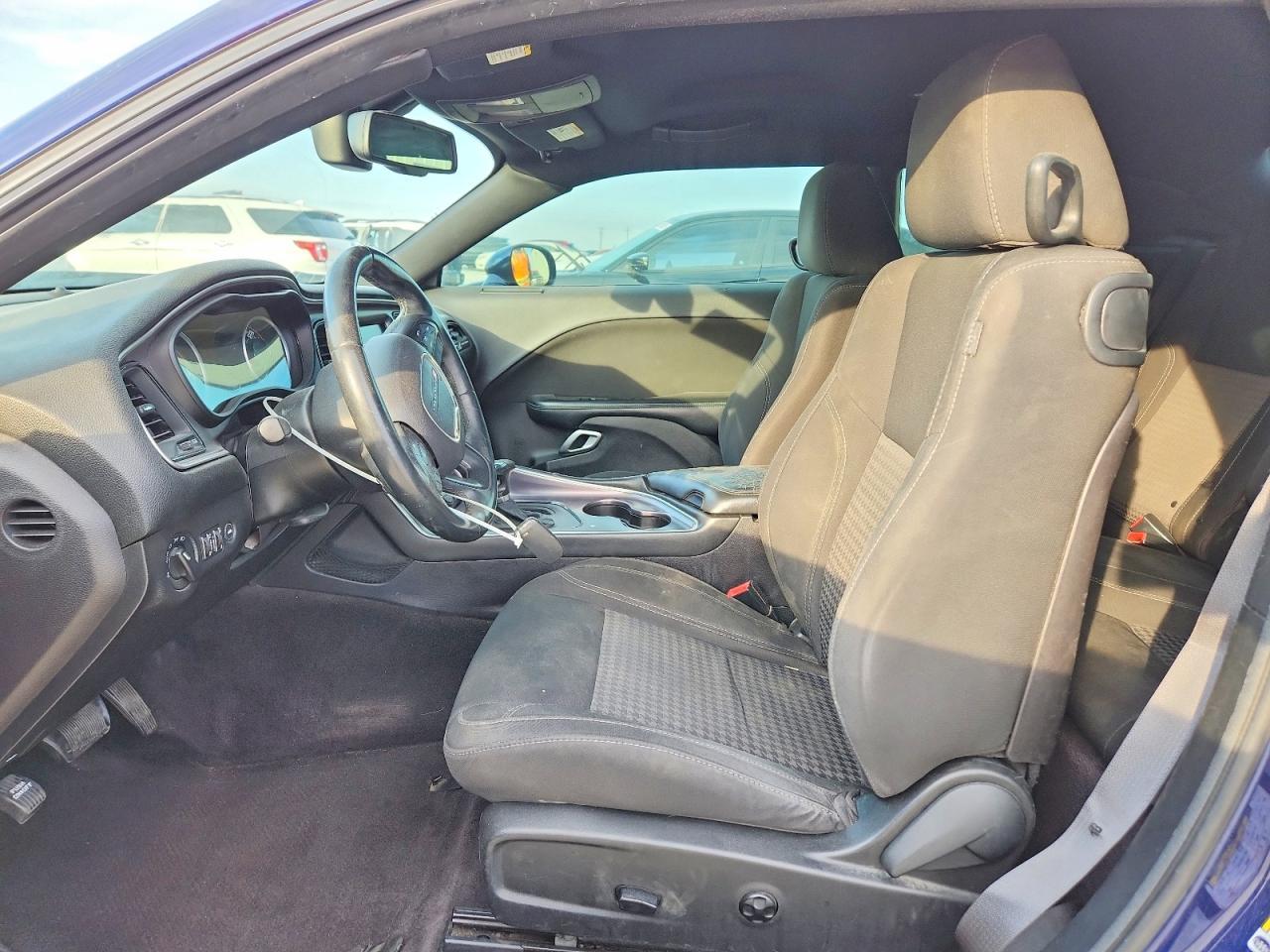 2016 Dodge Challenger Sxt - Image 7