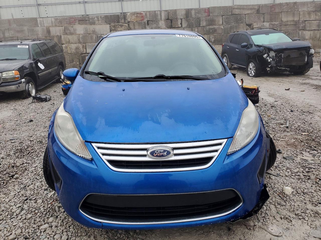 2011 Ford Fiesta Se - Image 5