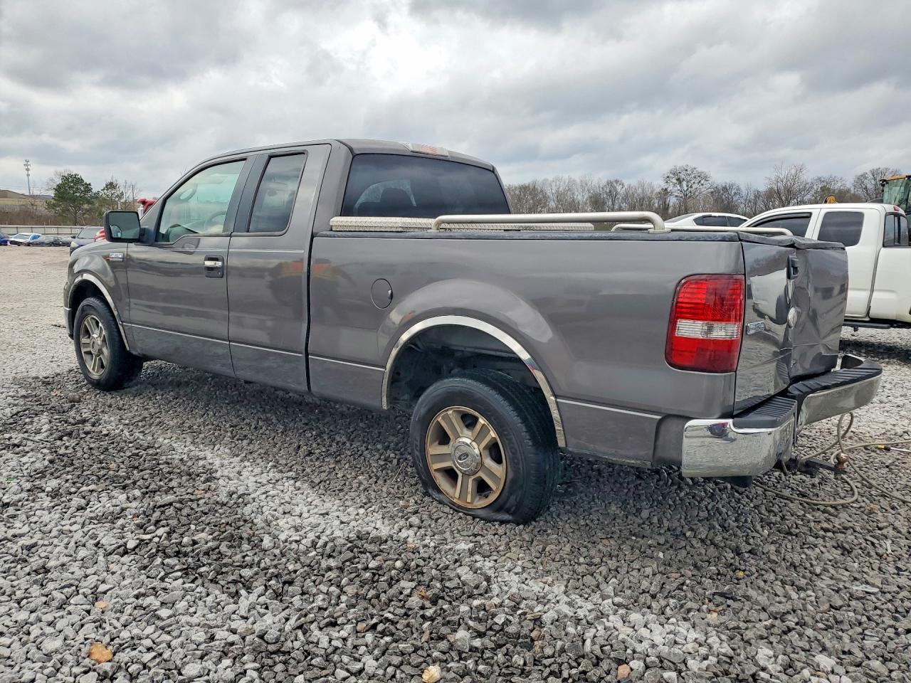 2006 Ford F150 - Фото 2