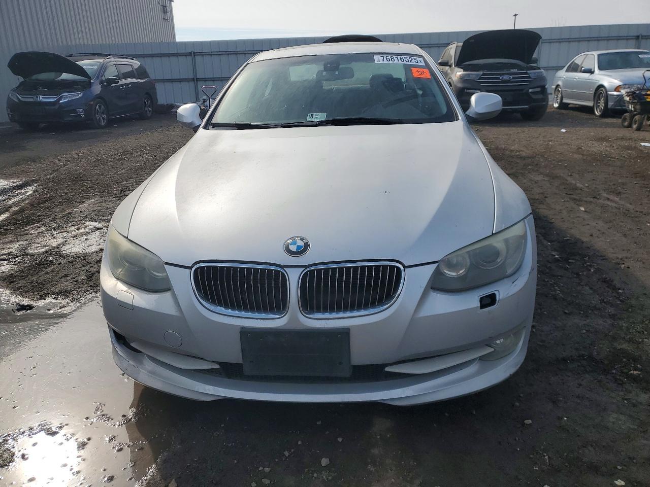 2011 BMW 335 - Фото 5