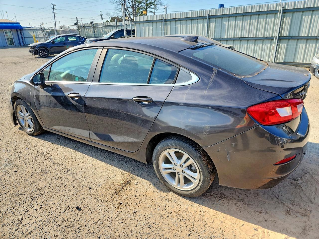2017 Chevrolet Cruze Lt - Фото 2