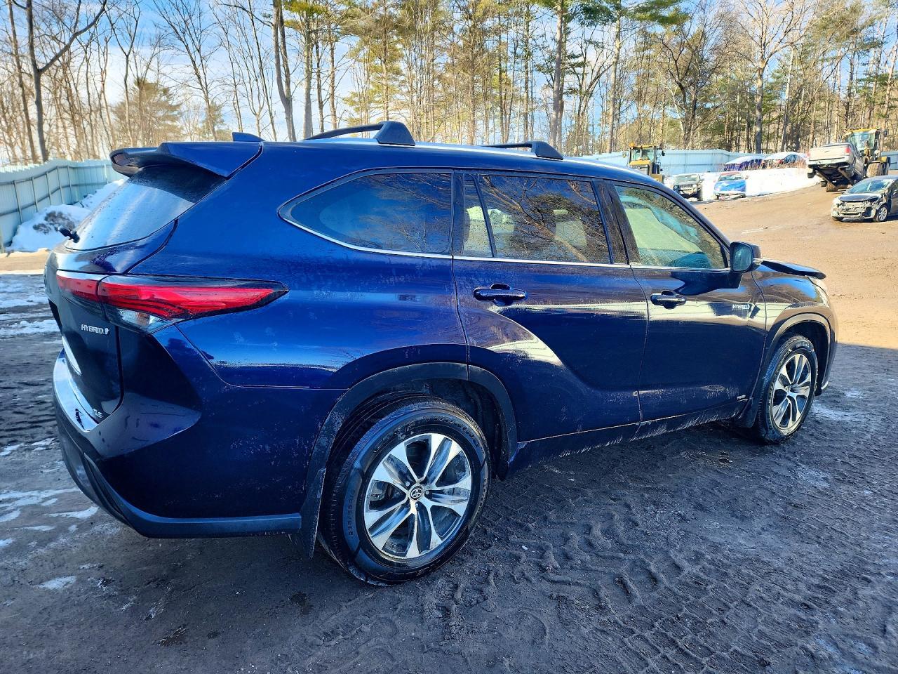2021 Toyota Highlander Hybrid Xle - Фото 3
