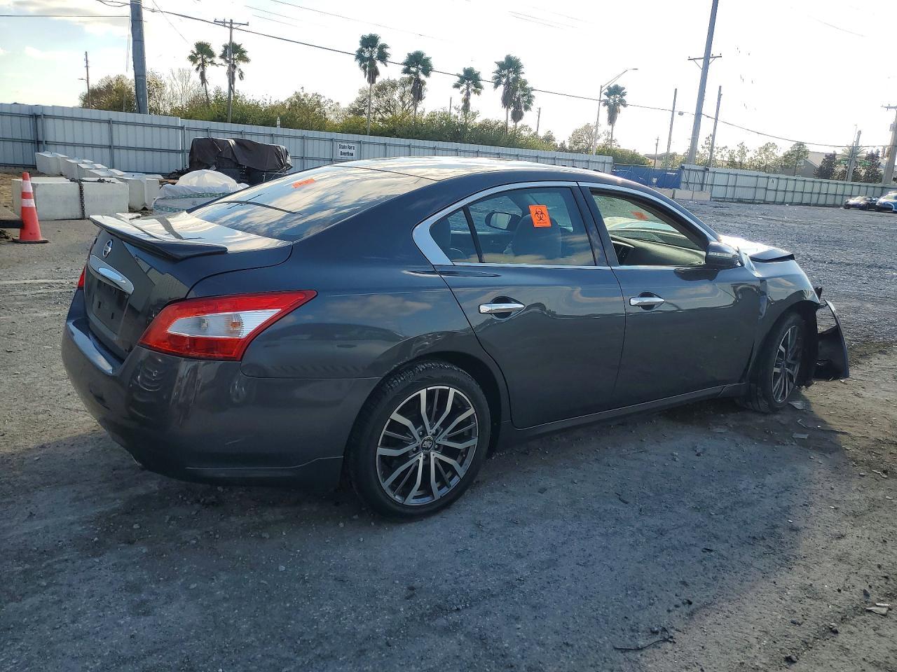 2009 Nissan Maxima 3.5 S - Фото 3
