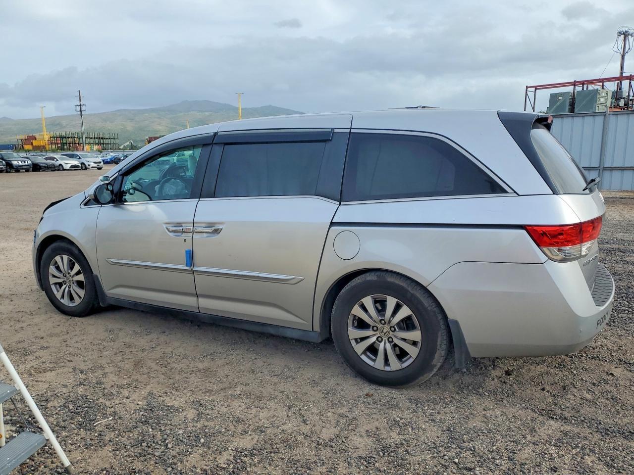 2014 Honda Odyssey Ex - Фото 2