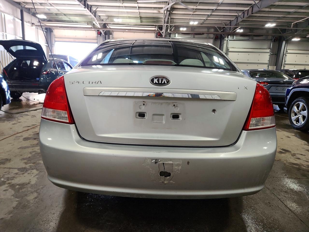 2007 Kia Spectra Lx - Фото 6