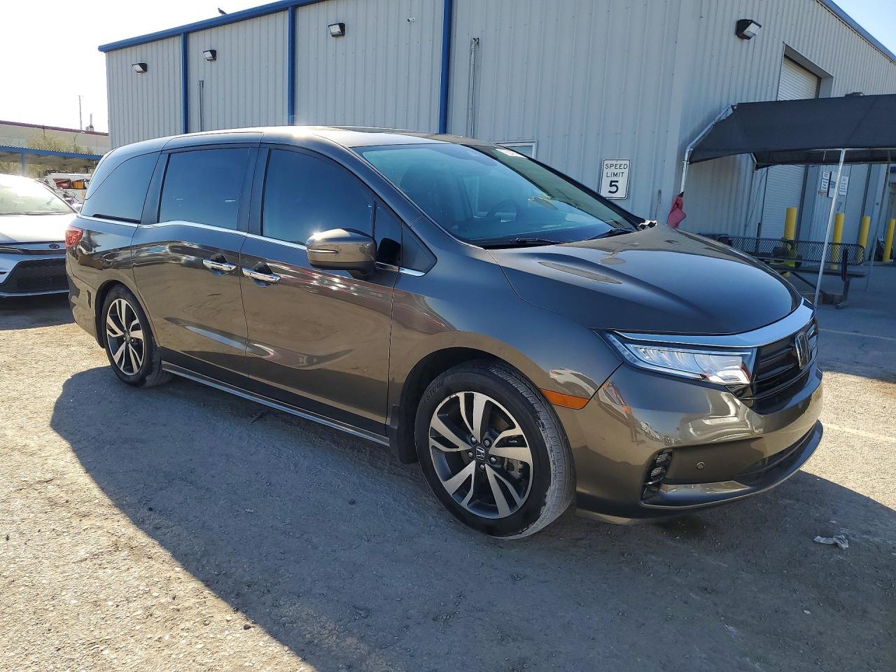 2023 Honda Odyssey Touring - Фото 4