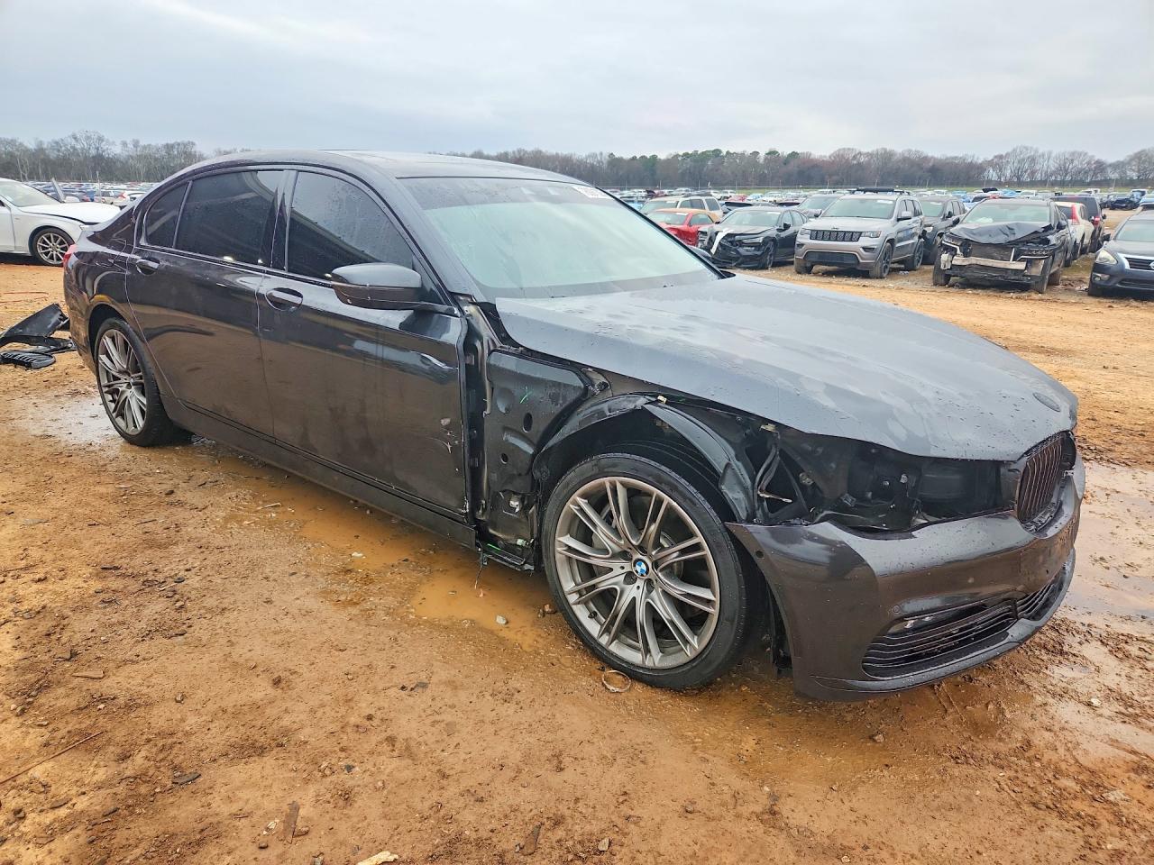 2016 BMW 750 Xi - Фото 4