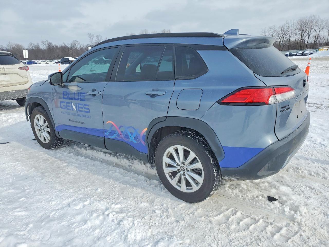 2022 Toyota Corolla Cross Le - Фото 2
