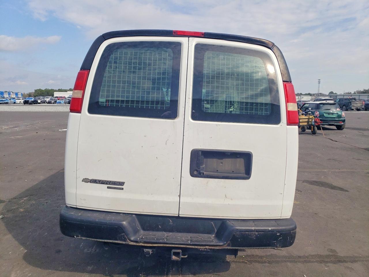 2013 Chev Express Cargo 2500 1 - Image 6