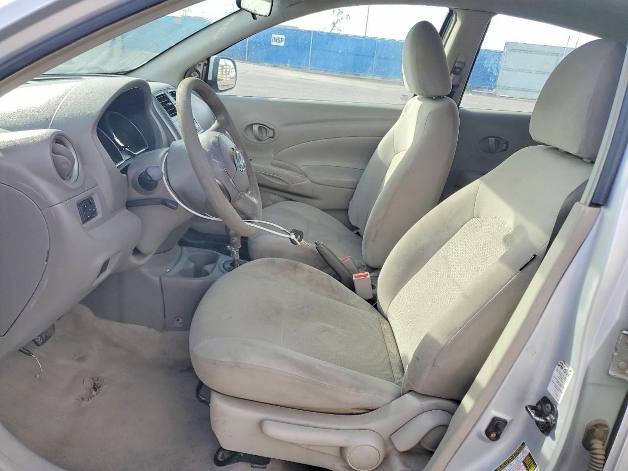 2012 Nissan Versa 1.6 S - Фото 7