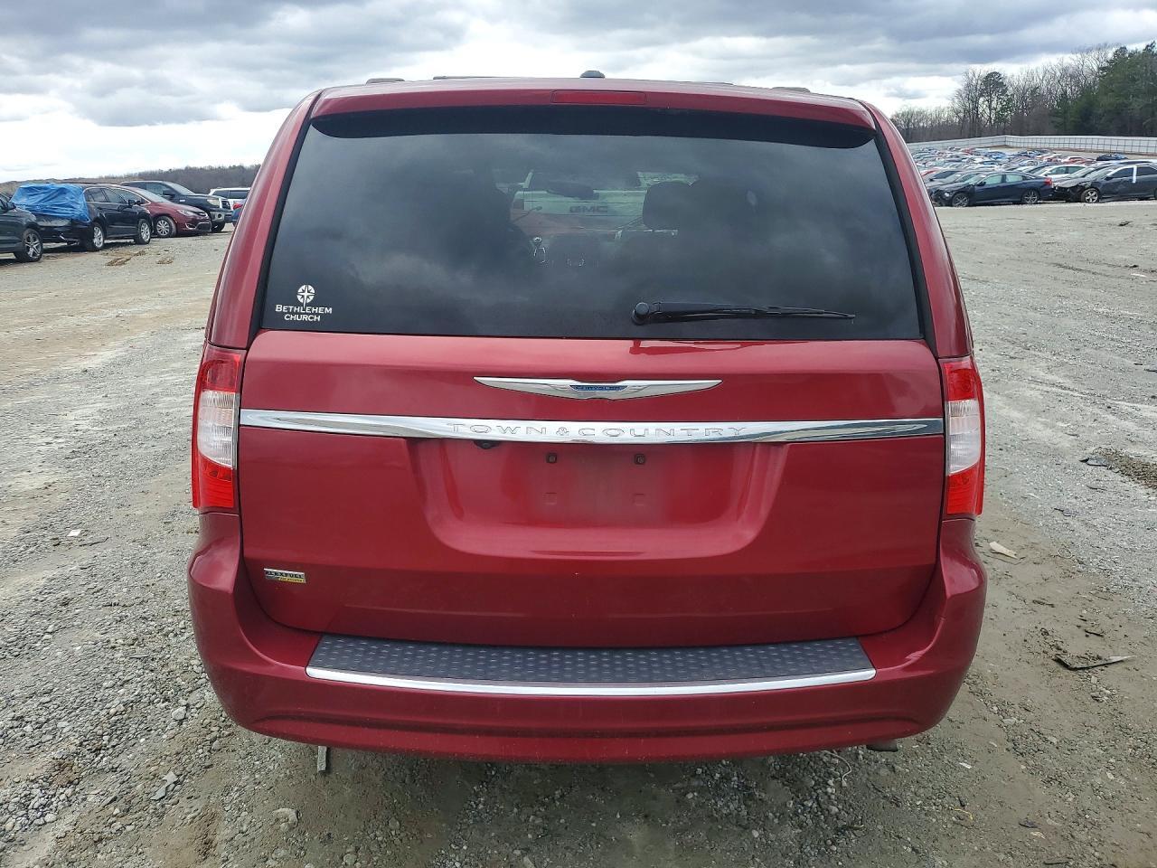 2015 Chrysler Town & Country Touring - Фото 6
