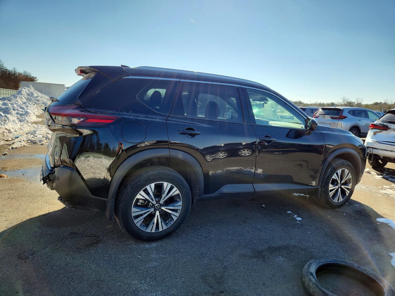 2021 Nissan Rogue Sv - Фото 3