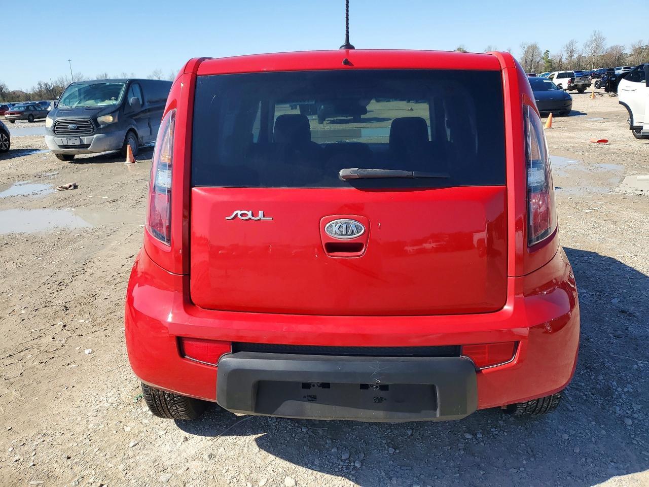 2010 Kia Soul + - Фото 6
