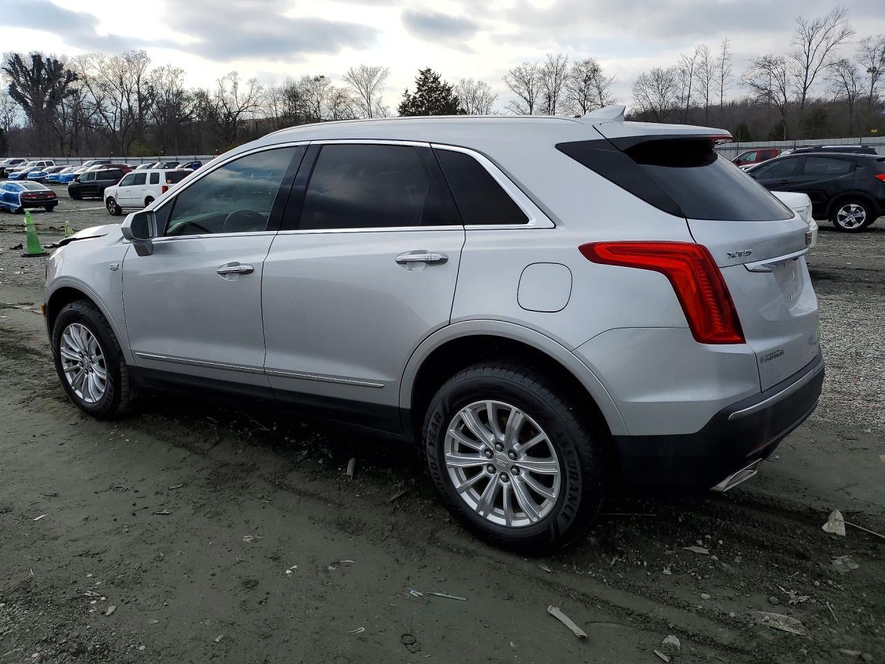 2019 Cadillac Xt5 - Фото 2