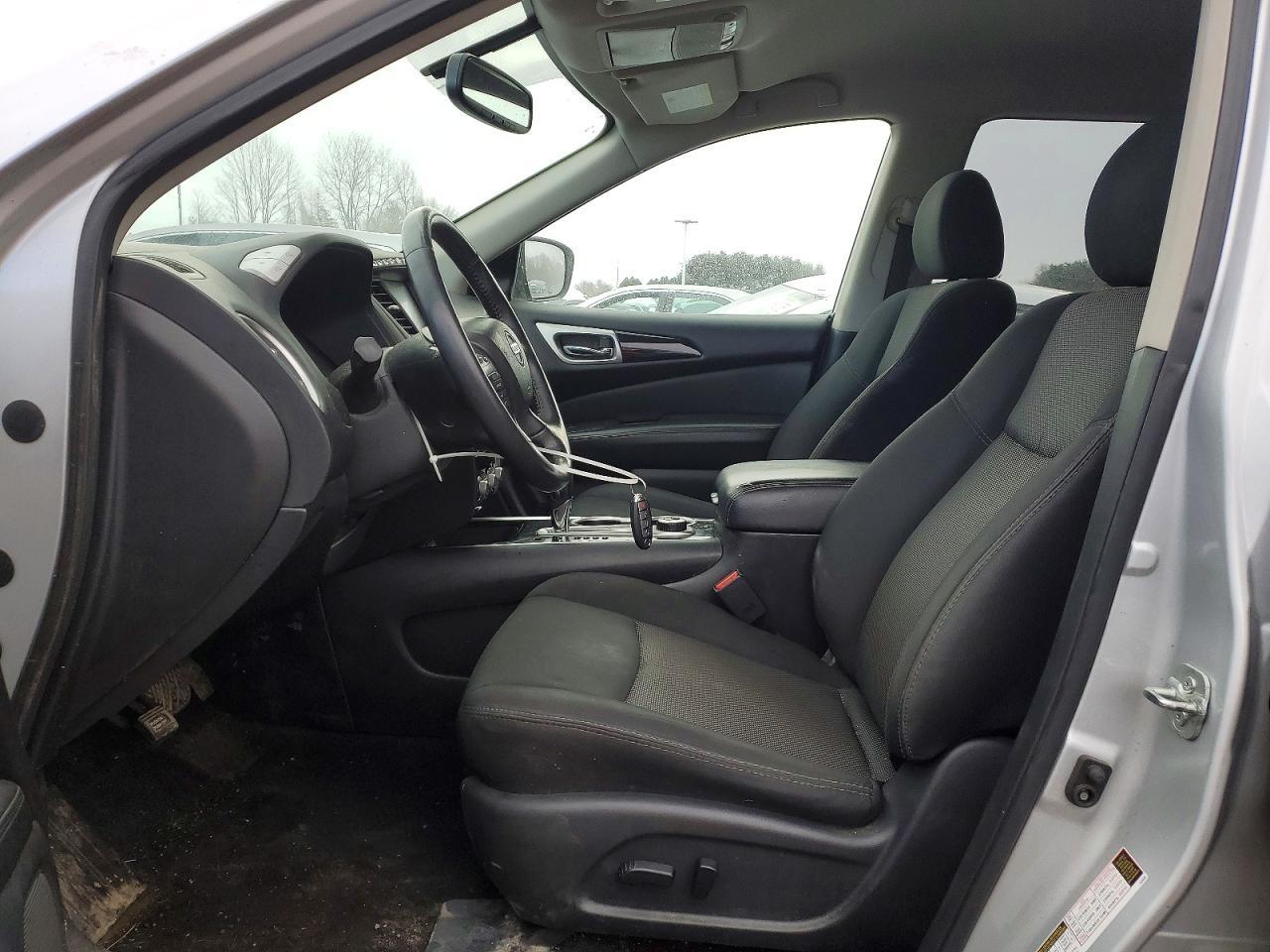 2019 Nissan Pathfinder S - Image 7