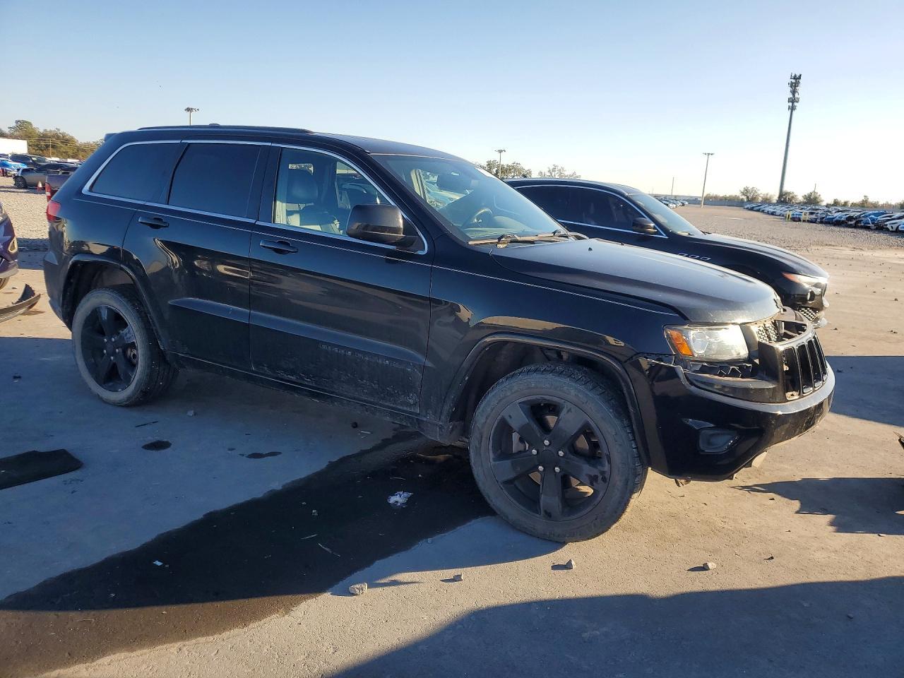2015 Jeep Grand Cherokee Laredo - Фото 4