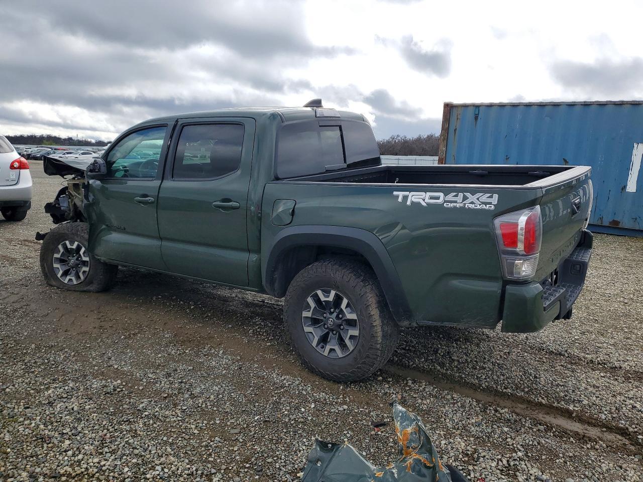 2021 Toyota Tacoma Double Cab - Фото 2