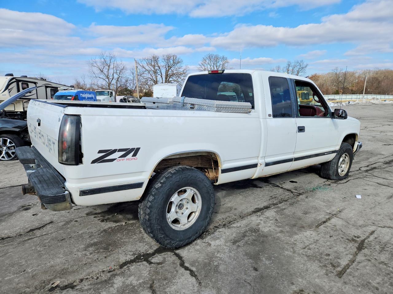 1997 Chevrolet Gmt-400 K1 - Фото 3