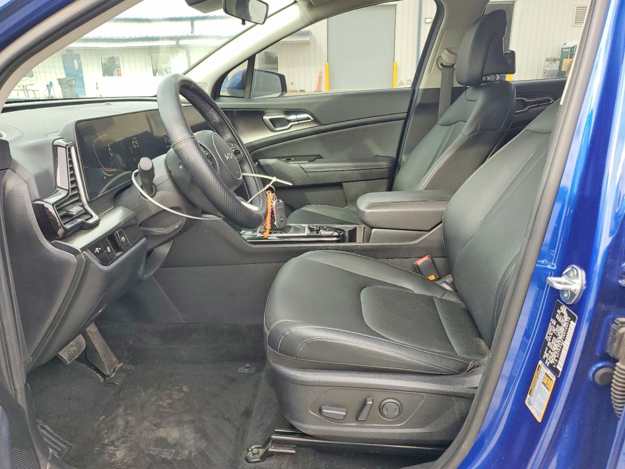 2024 Kia Sportage Ex - Image 7